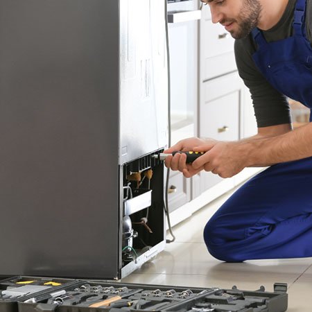Valencia-Appliance-Repair-Men-image_11